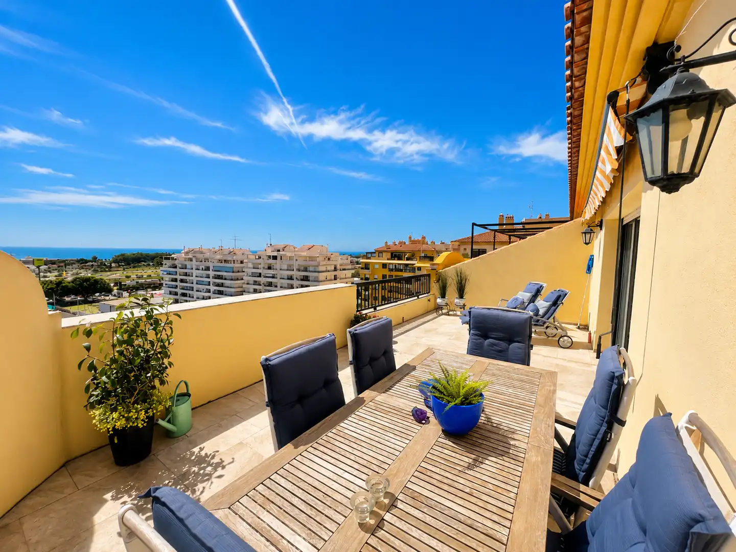 Àtic en venda a Poligono Urpsp9, 4m, San Pedro de Alcántara Terrassa de Àtic en venda en Marbella amb Aire condicionat, Terrassa i Piscina