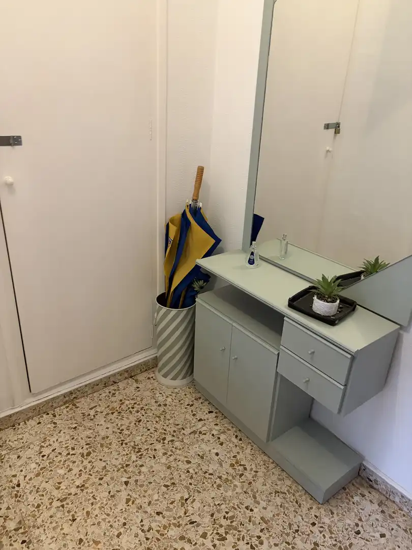 Flat for rent in Plaza Triangular, 14, Santa María de Gracia Bathroom of Flat for rent in Murcia with Air Conditioner, Furnished and Balcony