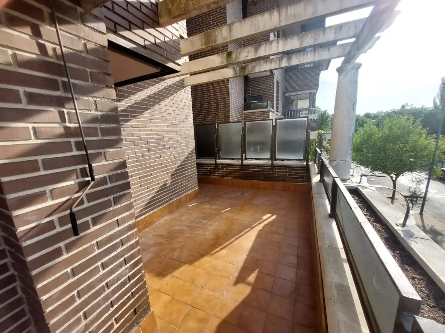 Terraza de Piso de alquiler en Pozuelo de Alarcón con Terraza y Piscina
