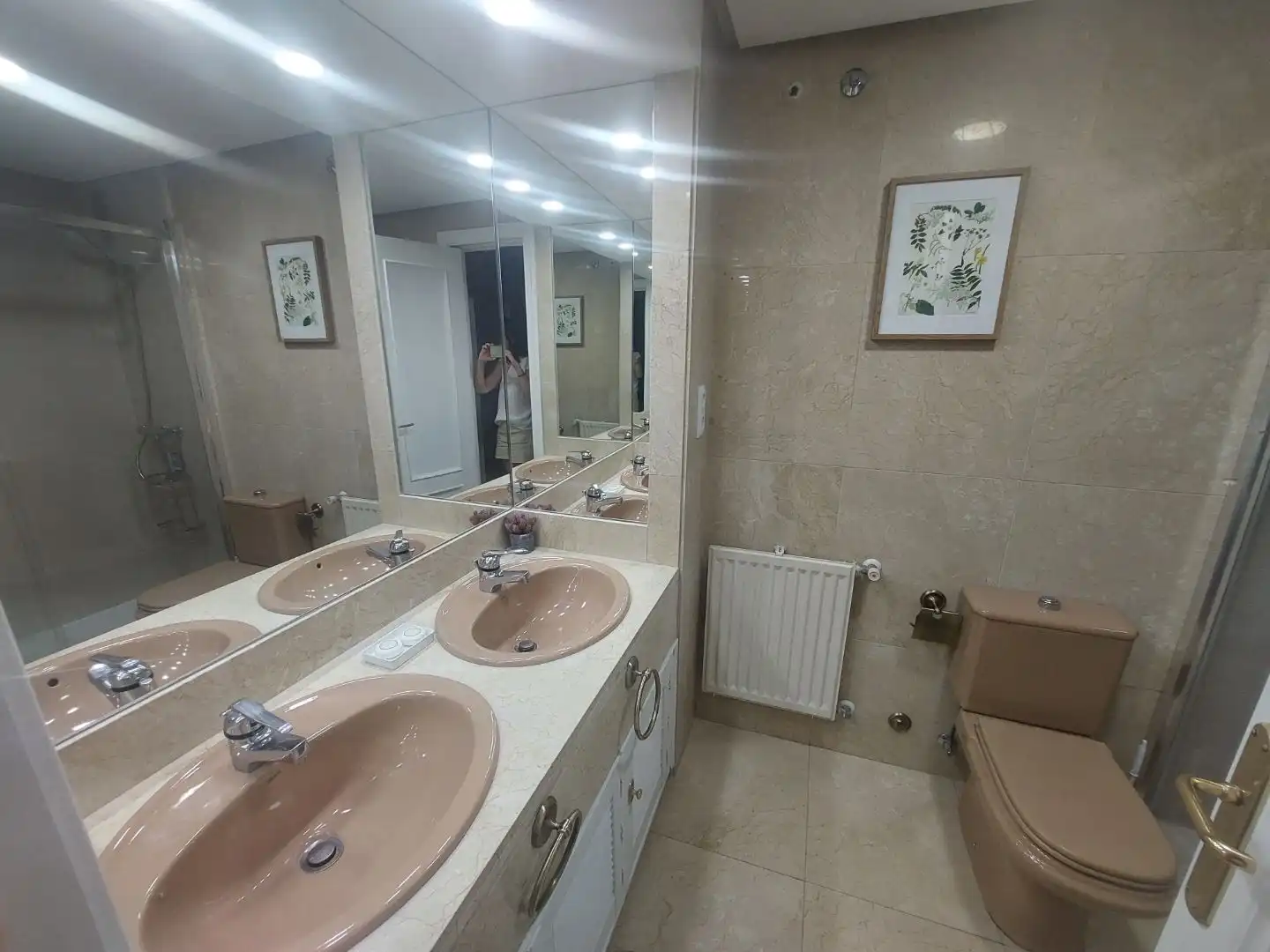 Baño de Piso de alquiler en Pozuelo de Alarcón con Terraza y Piscina