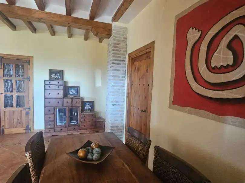 Flat for rent in Los Cigarrales-La Bastida Dining room of Flat for rent in Toledo with Air Conditioner, Heating and Private garden
