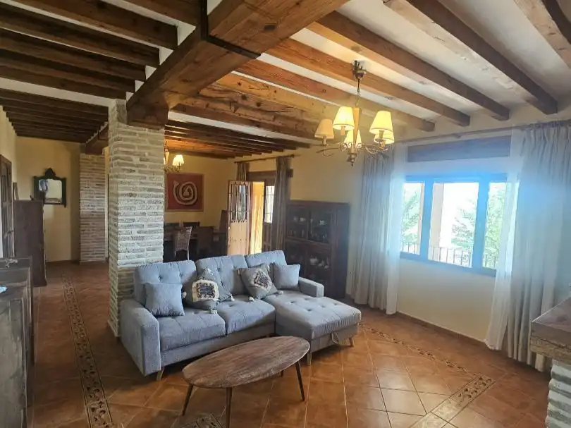 Flat for rent in Los Cigarrales-La Bastida Living room of Flat for rent in Toledo with Air Conditioner, Heating and Private garden