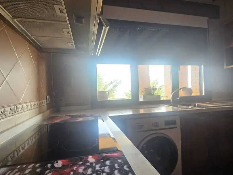 Flat for rent in Los Cigarrales-La Bastida Kitchen of Flat for rent in Toledo with Air Conditioner, Heating and Private garden