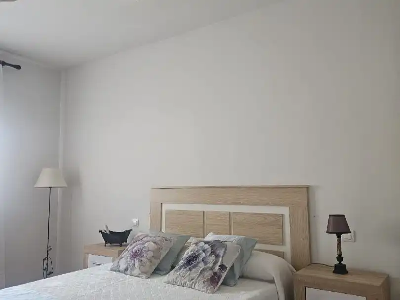 Flat for rent in Los Cigarrales-La Bastida Bedroom of Flat for rent in Toledo with Air Conditioner, Heating and Private garden