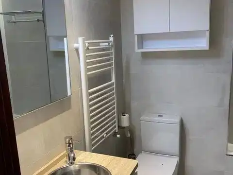 Piso de alquiler en Calle Estadio, 3, Plaza de Toros Baño de Piso de alquiler en Valladolid Capital con Terraza, Piscina y Balcón
