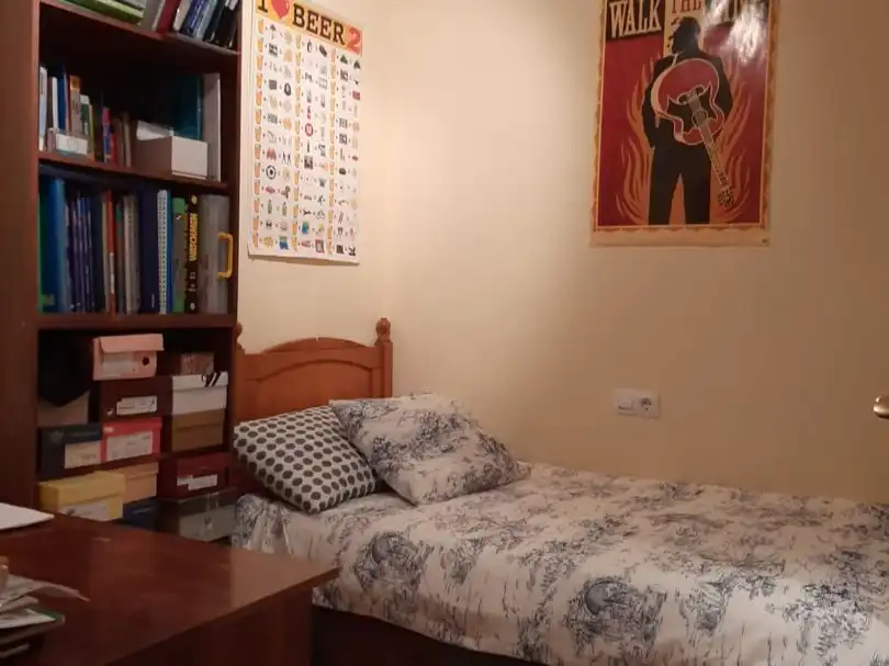 Flat for rent in Carretera de Trassierra, 22, Huerta de la Reina - Trassierra Bedroom of Flat for rent in Córdoba with Air Conditioner and Furnished