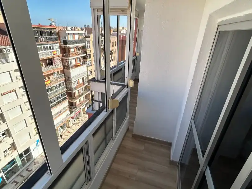Flat for sale in Calle Héroe de Sostoa, 152, La Luz - El Torcal Balcony of Flat for sale in Málaga with Air Conditioner, Parquet flooring and Terrace