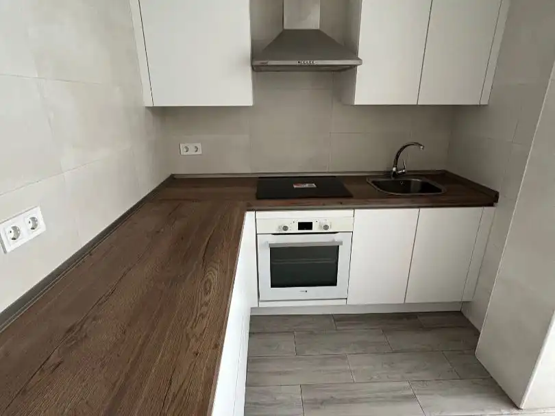 Flat for sale in Calle Héroe de Sostoa, 152, La Luz - El Torcal Kitchen of Flat for sale in Málaga with Air Conditioner, Parquet flooring and Terrace