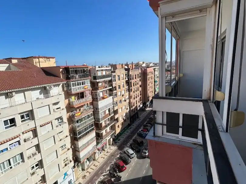 Flat for sale in Calle Héroe de Sostoa, 152, La Luz - El Torcal Exterior view of Flat for sale in Málaga with Air Conditioner, Parquet flooring and Terrace