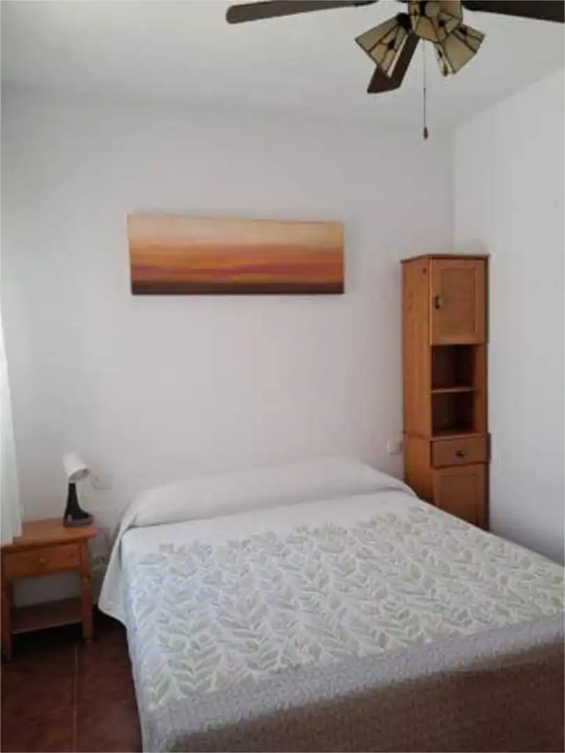 Wohnungen zur Miete in Los Gallos Schlafzimmer von Wohnungen zur Miete in Chiclana de la Frontera mit Privatgarten, Terrasse und Schwimmbad