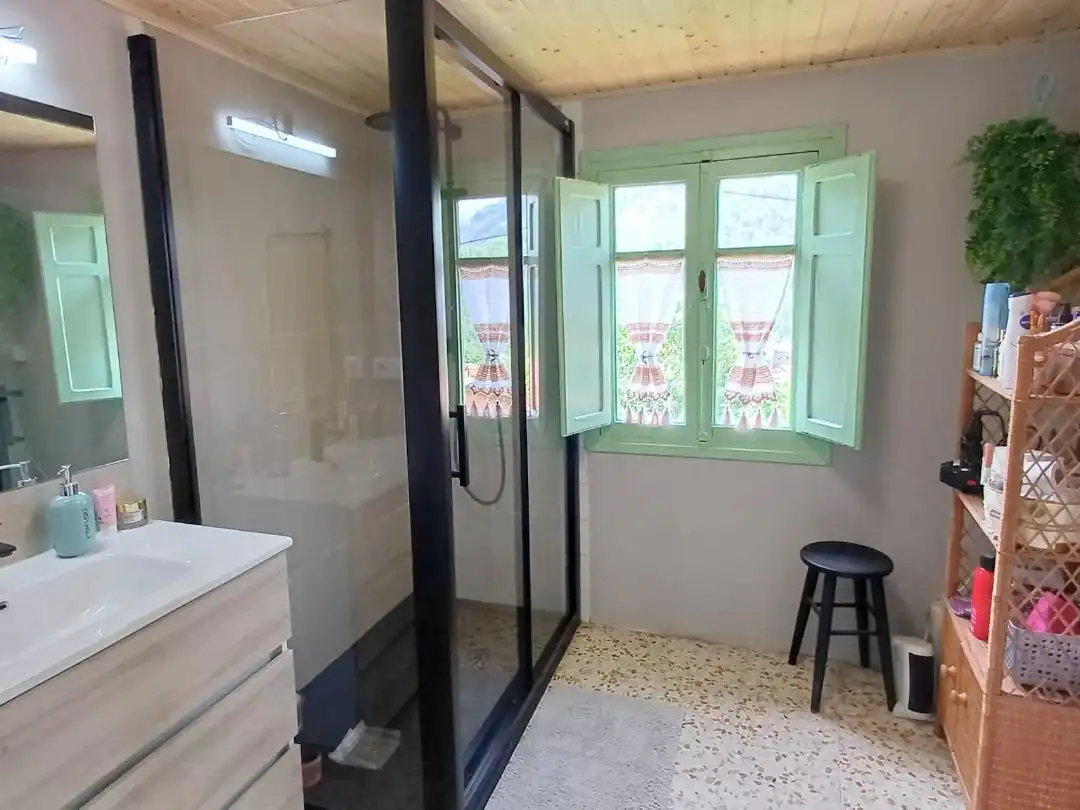 Houses for sale in Puente de Los Grazos - San Juan de Beleño, 2, Ponga Bathroom of Houses for sale in Ponga