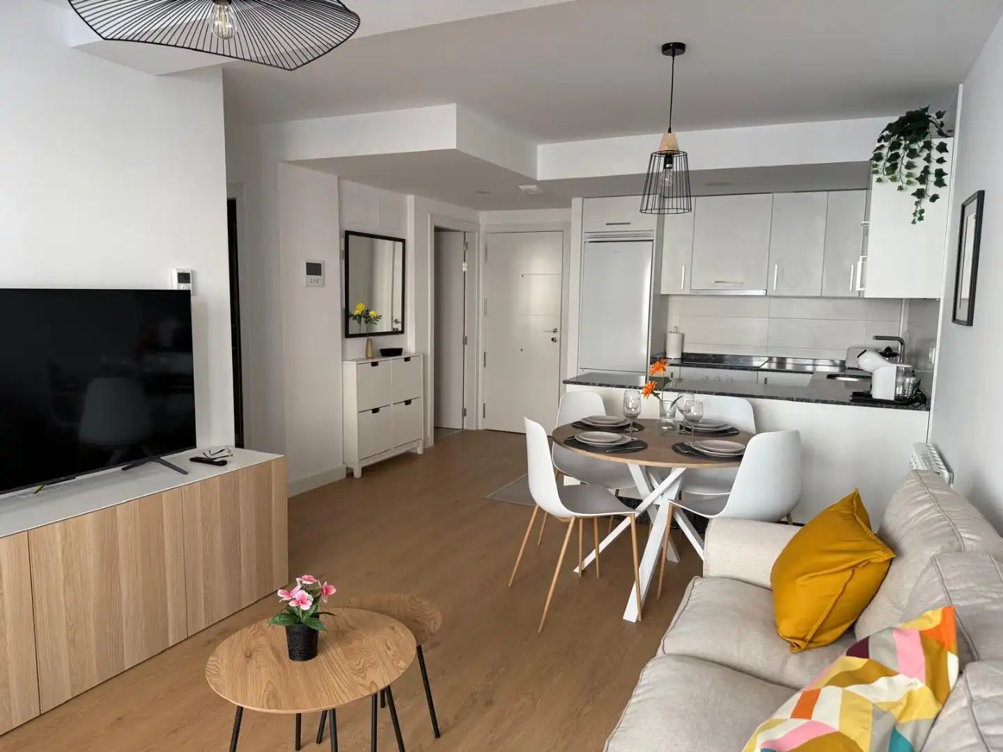 Flat for rent in Rúa Mulatas, 10, Vilagarcía Living room of Flat for rent in Vilagarcía de Arousa with Heating, Parquet flooring and Terrace
