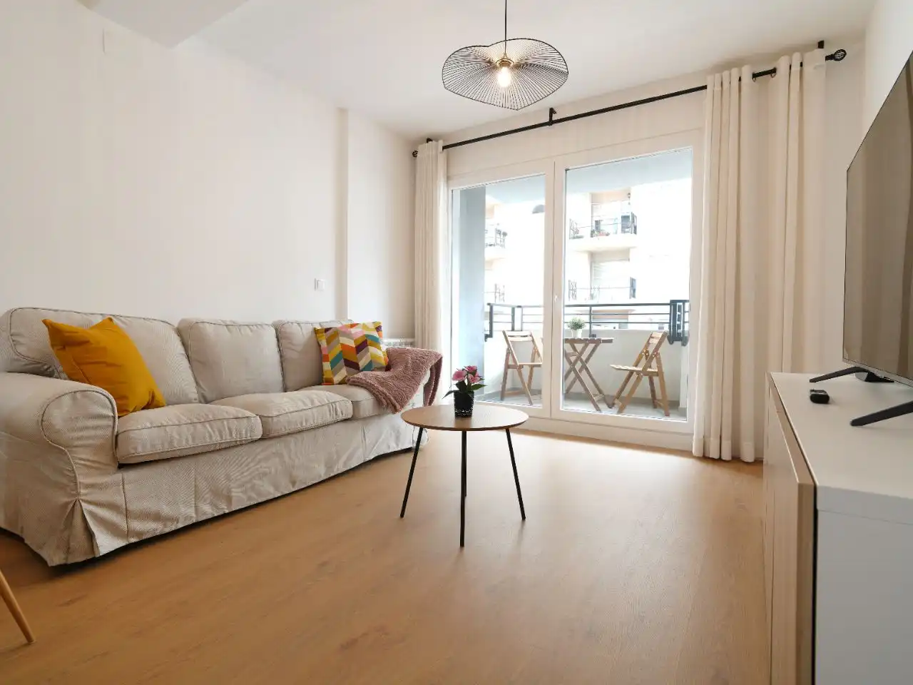 Flat for rent in Rúa Mulatas, 10, Vilagarcía Living room of Flat for rent in Vilagarcía de Arousa with Heating, Parquet flooring and Terrace