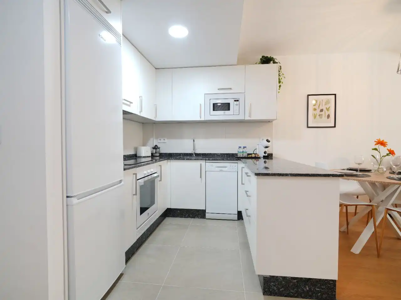 Flat for rent in Rúa Mulatas, 10, Vilagarcía Kitchen of Flat for rent in Vilagarcía de Arousa with Heating, Parquet flooring and Terrace