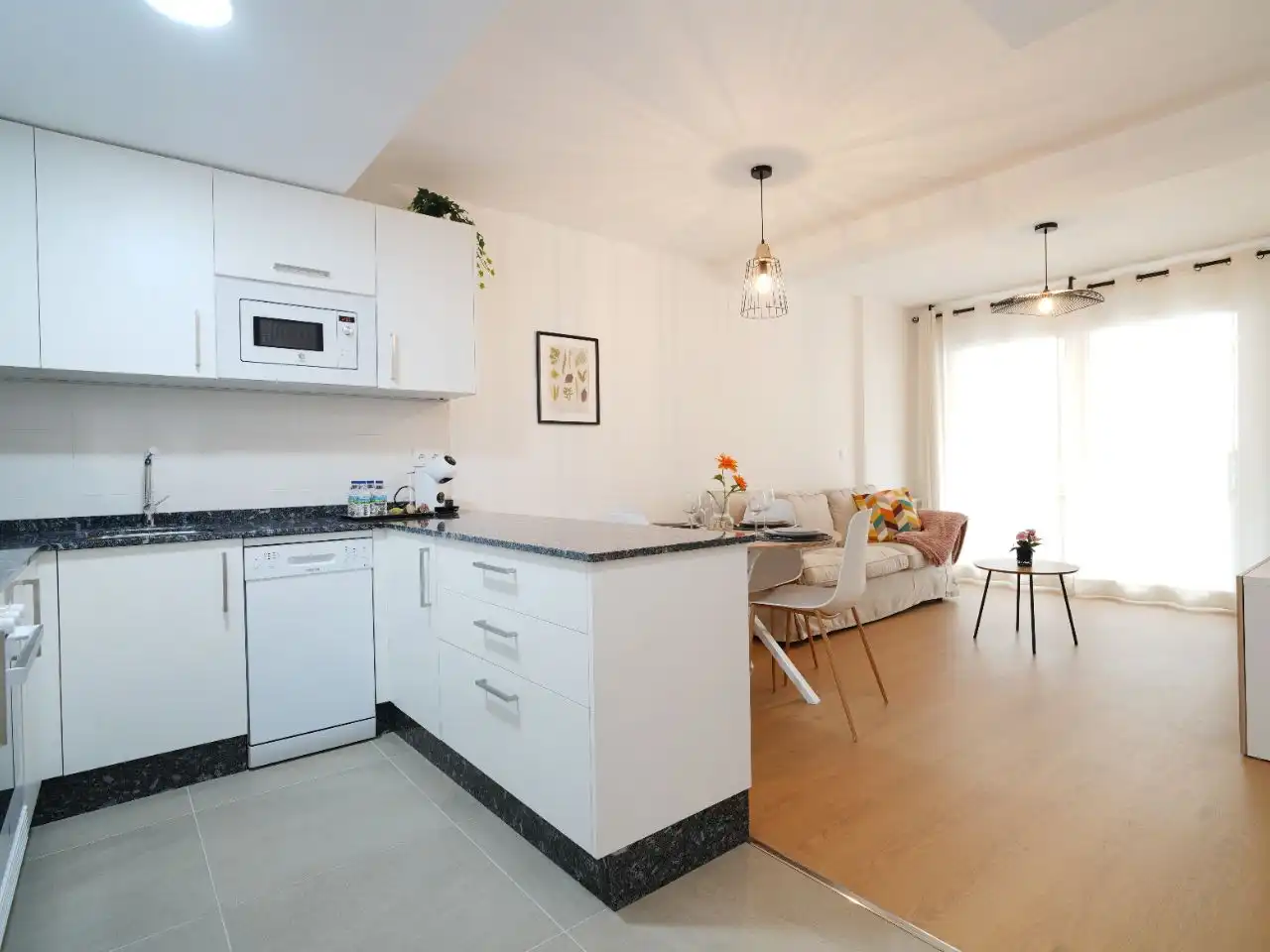 Flat for rent in Rúa Mulatas, 10, Vilagarcía Kitchen of Flat for rent in Vilagarcía de Arousa with Heating, Parquet flooring and Terrace