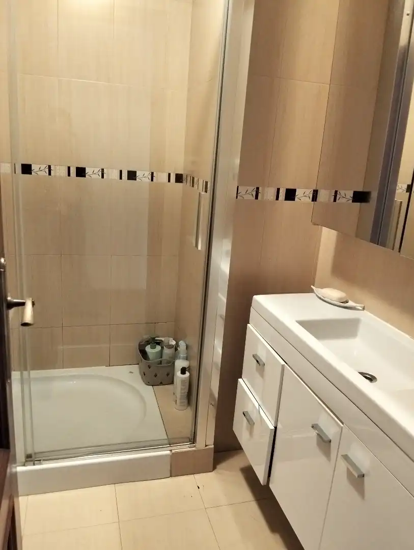 Flat for sale in Rua Antonio Pereira, 1, Sagrada Familia Bathroom of Flat for sale in A Coruña Capital with Heating, Parquet flooring and Oven