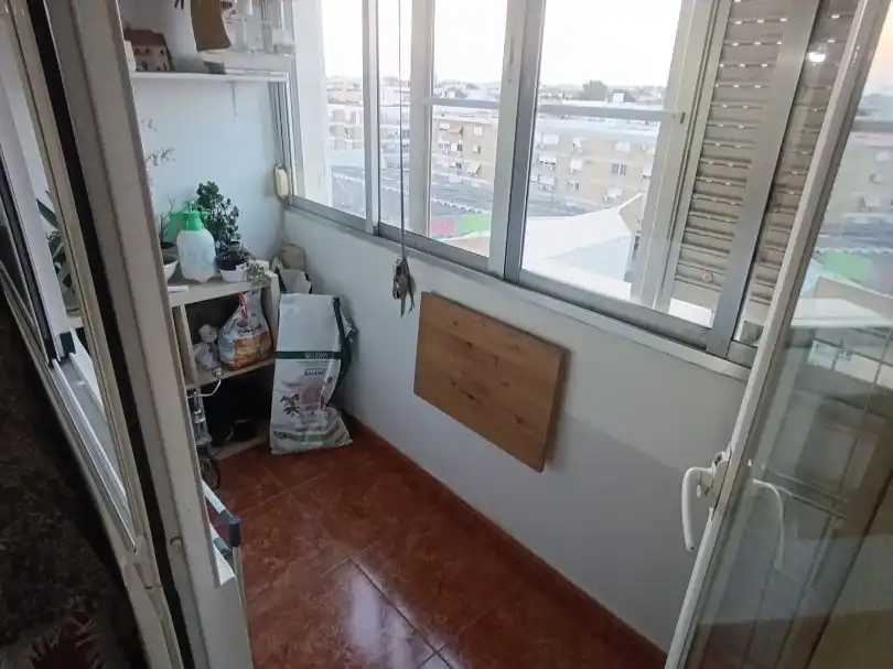 Flat for rent in Calle Puerto del Escudo, 3, Juan XXIII - Rochelambert Balcony of Flat for rent in Sevilla with Air Conditioner, Terrace and Furnished