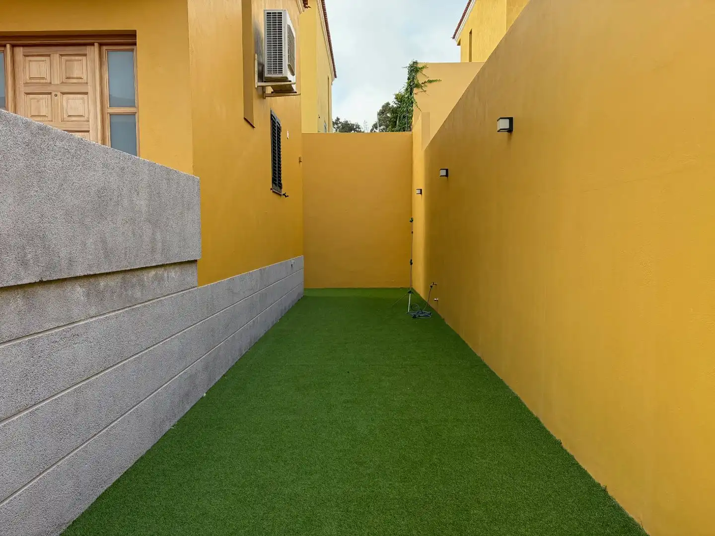 Flat for sale in Calle Pinar de Inagua, 38, Las Mesas - El Toscón Terrace of Flat for sale in Las Palmas de Gran Canaria with Air Conditioner, Heating and Private garden
