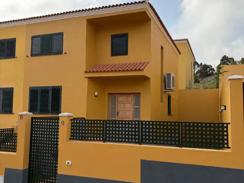 Flat for sale in Calle Pinar de Inagua, 38, Las Mesas - El Toscón Exterior view of Flat for sale in Las Palmas de Gran Canaria with Air Conditioner, Heating and Private garden