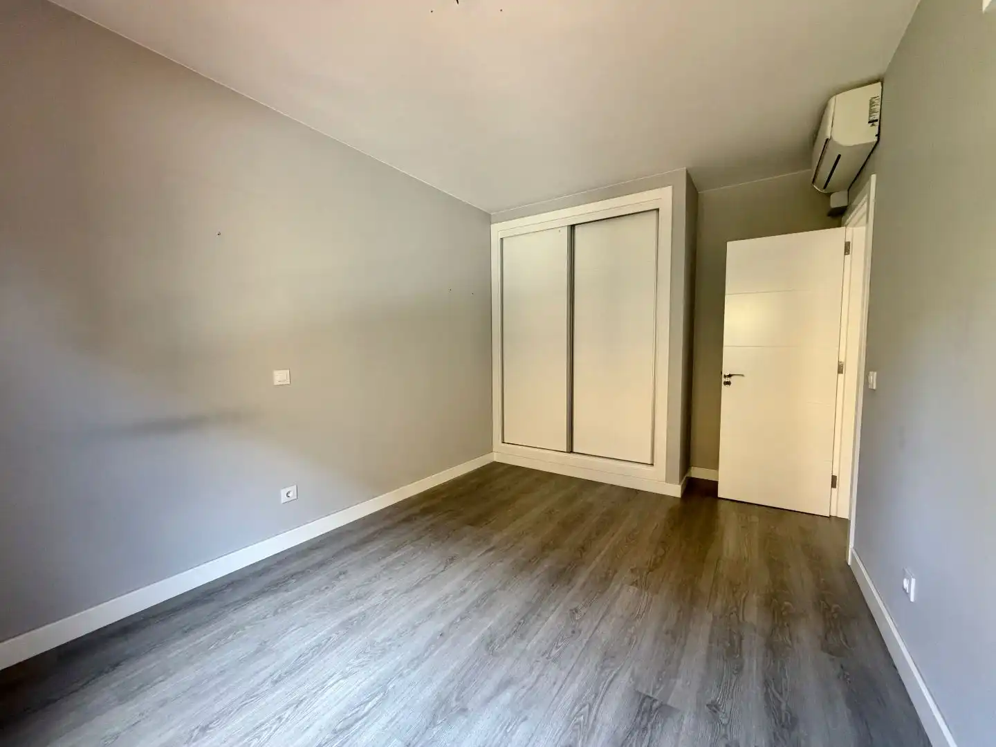 Flat for sale in Calle Pinar de Inagua, 38, Las Mesas - El Toscón Bedroom of Flat for sale in Las Palmas de Gran Canaria with Air Conditioner, Heating and Private garden