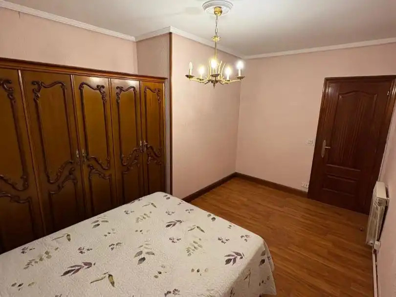 Bedroom of Flat for sale in Laudio / Llodio  with Balcony