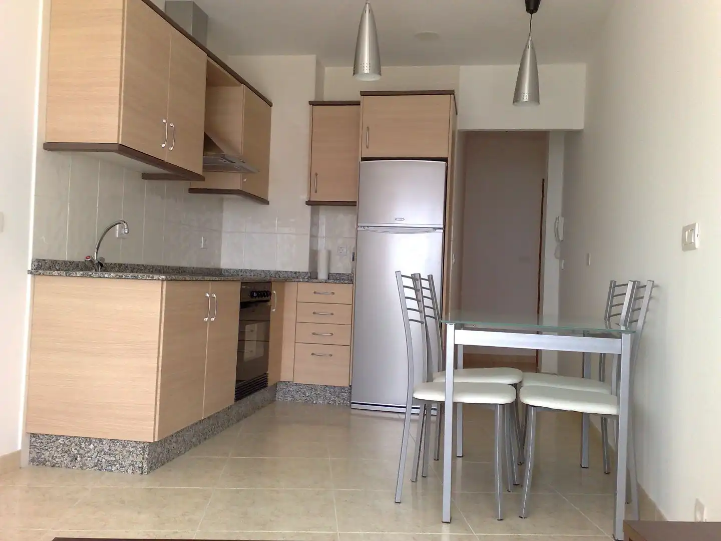Flat for sale in Canido, 27, Malpica de Bergantiños Kitchen of Flat for sale in Malpica de Bergantiños with Terrace, Storage room and Furnished
