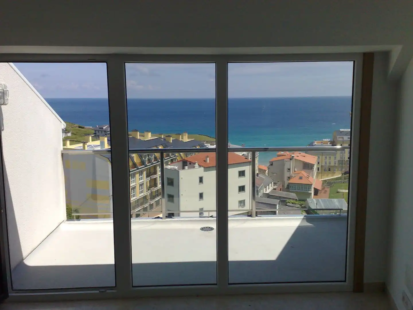 Flat for sale in Canido, 27, Malpica de Bergantiños Balcony of Flat for sale in Malpica de Bergantiños with Terrace, Storage room and Furnished