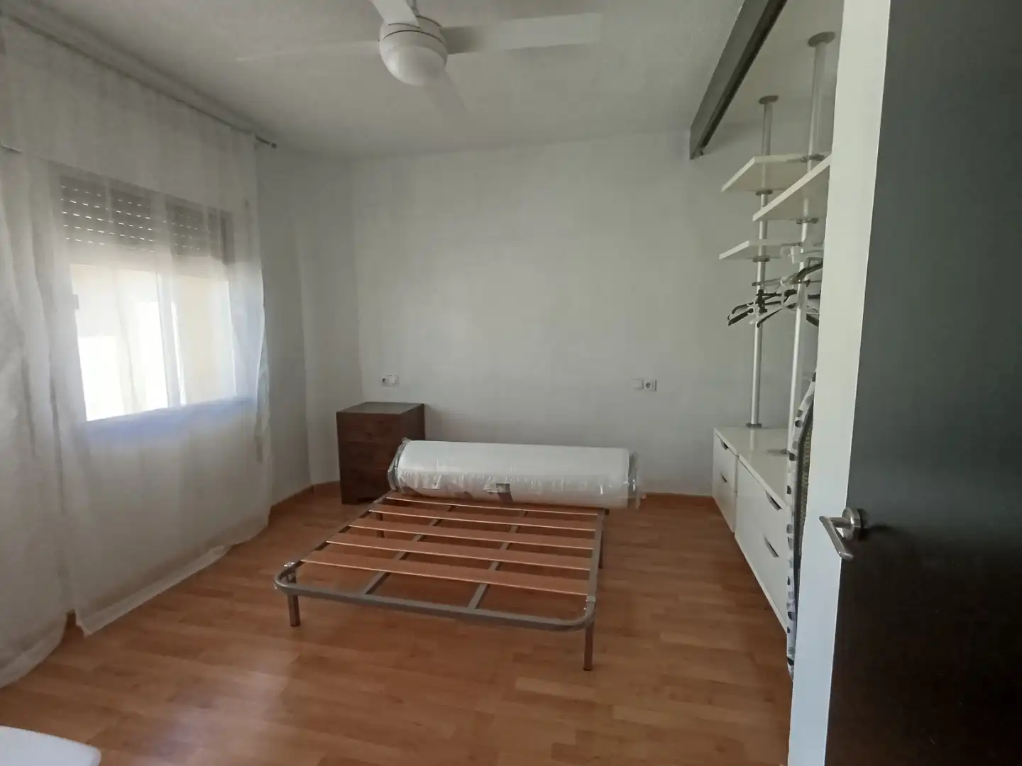 Flat for rent in Calle Reina Mercedes, 5, Sagunto - Edisol Bedroom of Flat for rent in Córdoba with Air Conditioner, Heating and Parquet flooring