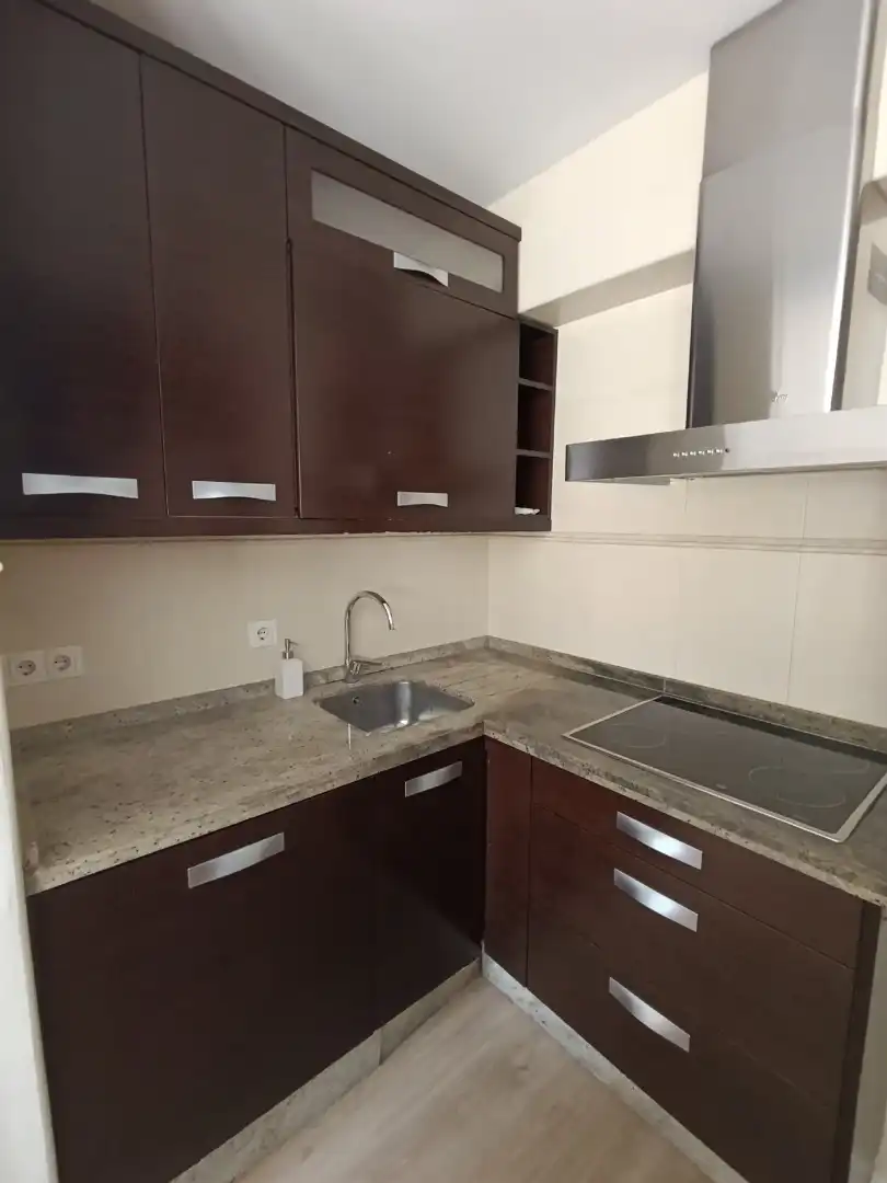 Flat for rent in Calle Reina Mercedes, 5, Sagunto - Edisol Kitchen of Flat for rent in Córdoba with Air Conditioner, Heating and Parquet flooring