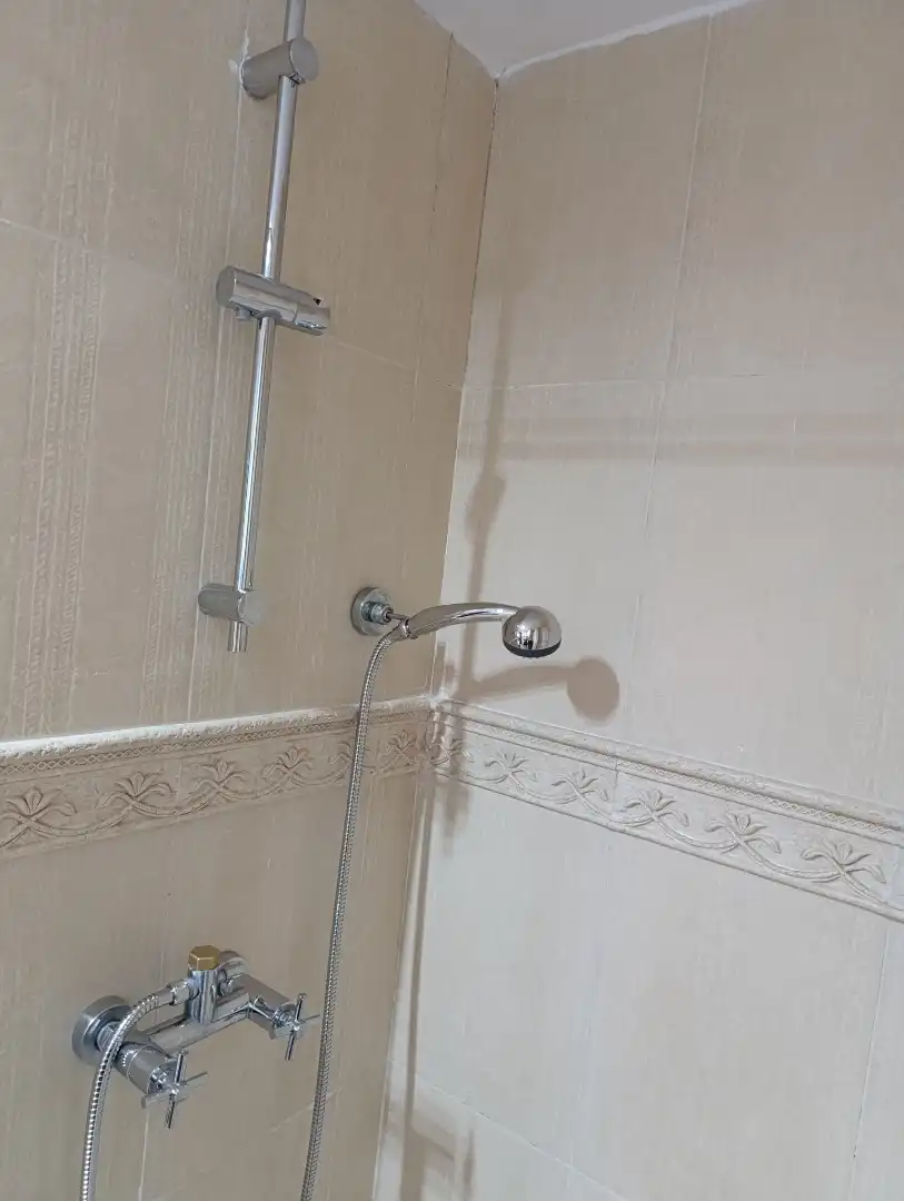 Flat for rent in Calle Reina Mercedes, 5, Sagunto - Edisol Bathroom of Flat for rent in Córdoba with Air Conditioner, Heating and Parquet flooring