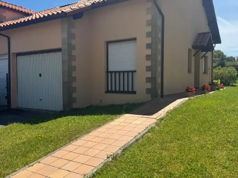 Houses for sale in Barrio las Casucas, 18, Polanco
