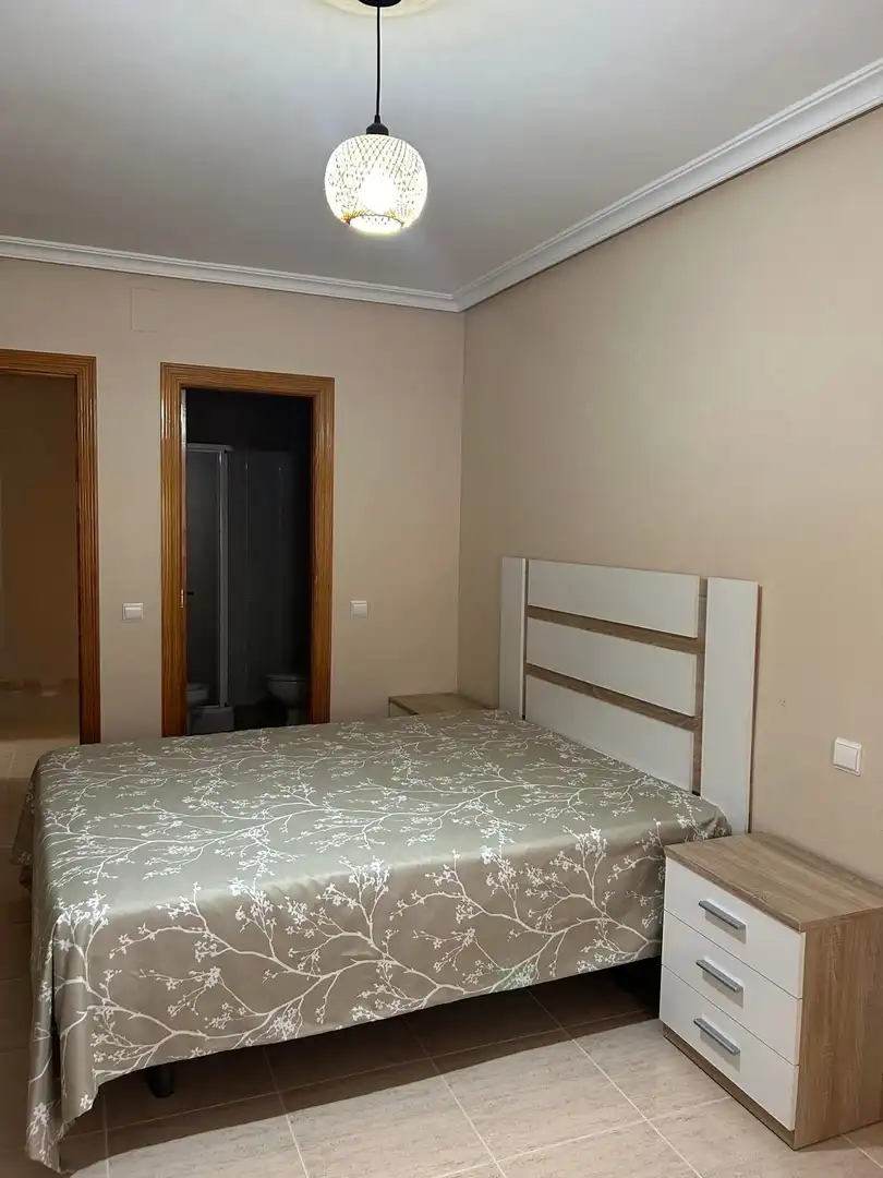Flat for rent in Plaza Hispanidad, 13, Escalonilla Bedroom of Flat for rent in Escalonilla with Air Conditioner, Heating and Terrace