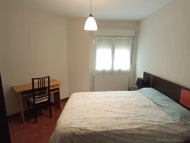 Flat for rent in Calle Fernando Alonso Díaz, 9, Oviedo Bedroom of Flat for rent in Oviedo