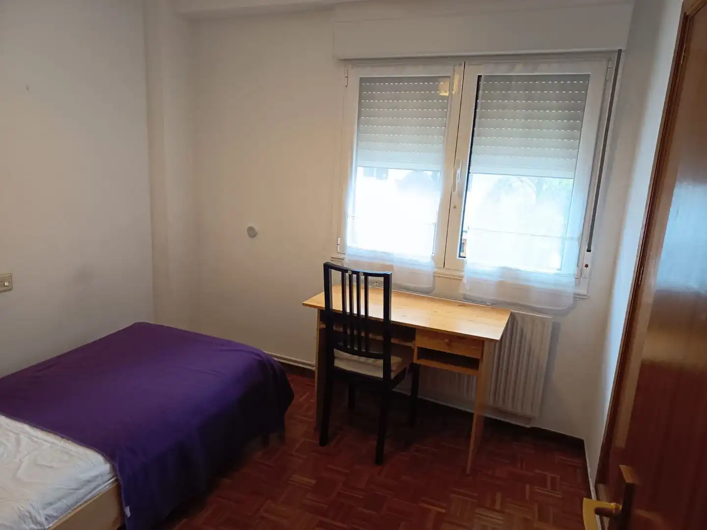 Flat for rent in Calle Fernando Alonso Díaz, 9, Oviedo Bedroom of Flat for rent in Oviedo