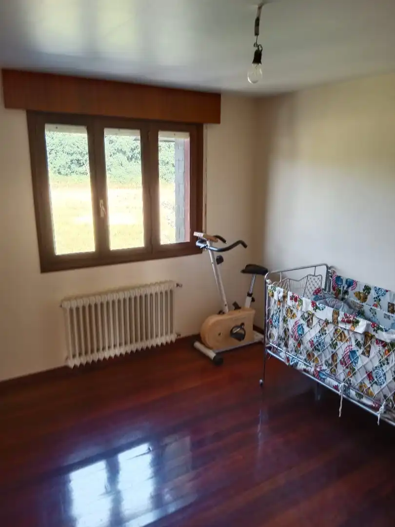 Houses for sale in Poblado Gamil, Silleda Bedroom of Houses for sale in Silleda with Heating, Private garden and Parquet flooring