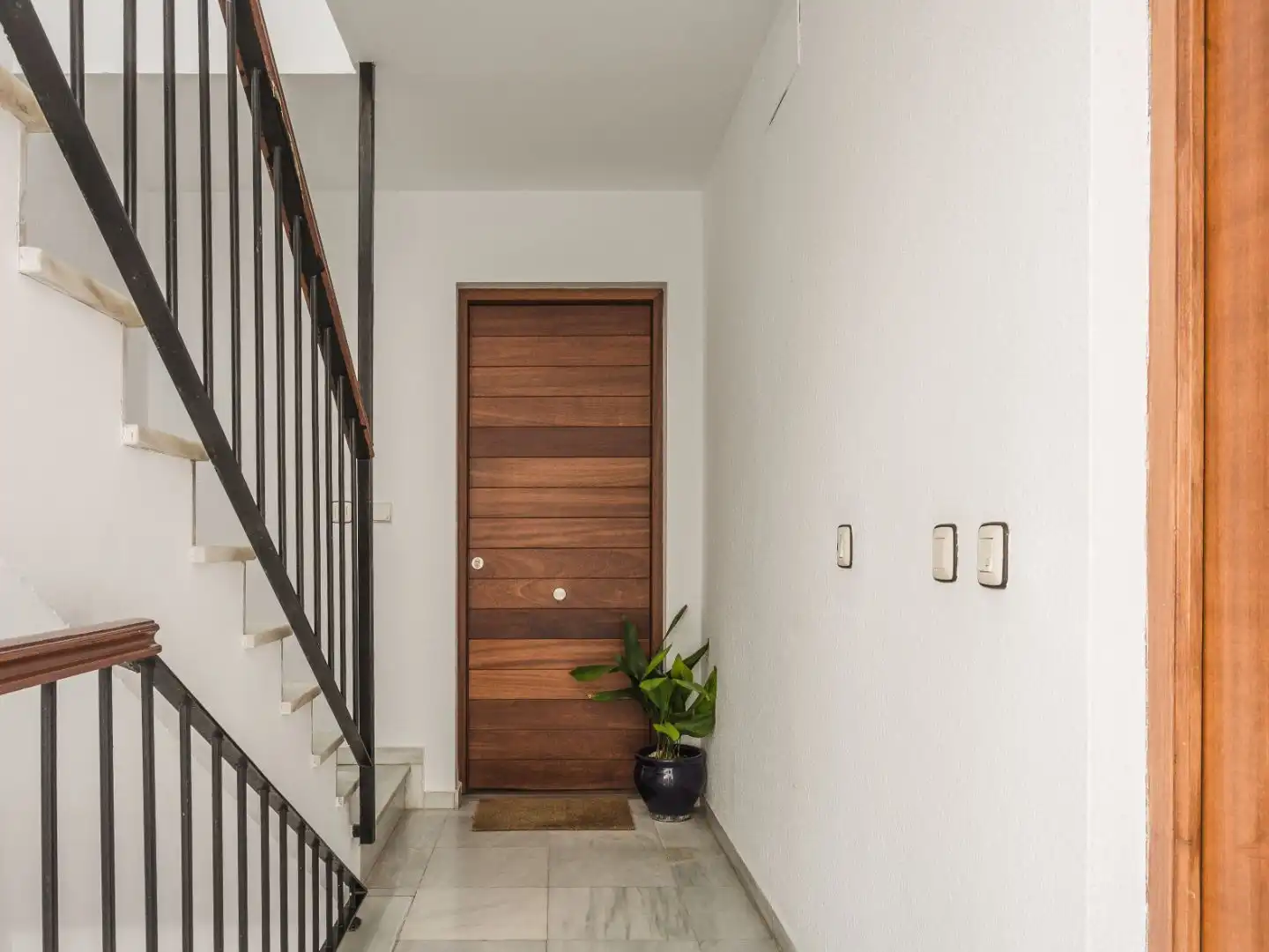 Wohnung zum Verkauf in  Sevilla Capital mit Klimaanlage