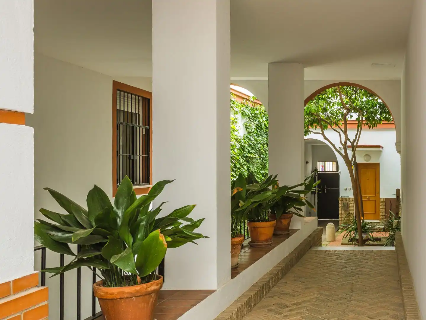 Wohnung zum Verkauf in  Sevilla Capital mit Klimaanlage