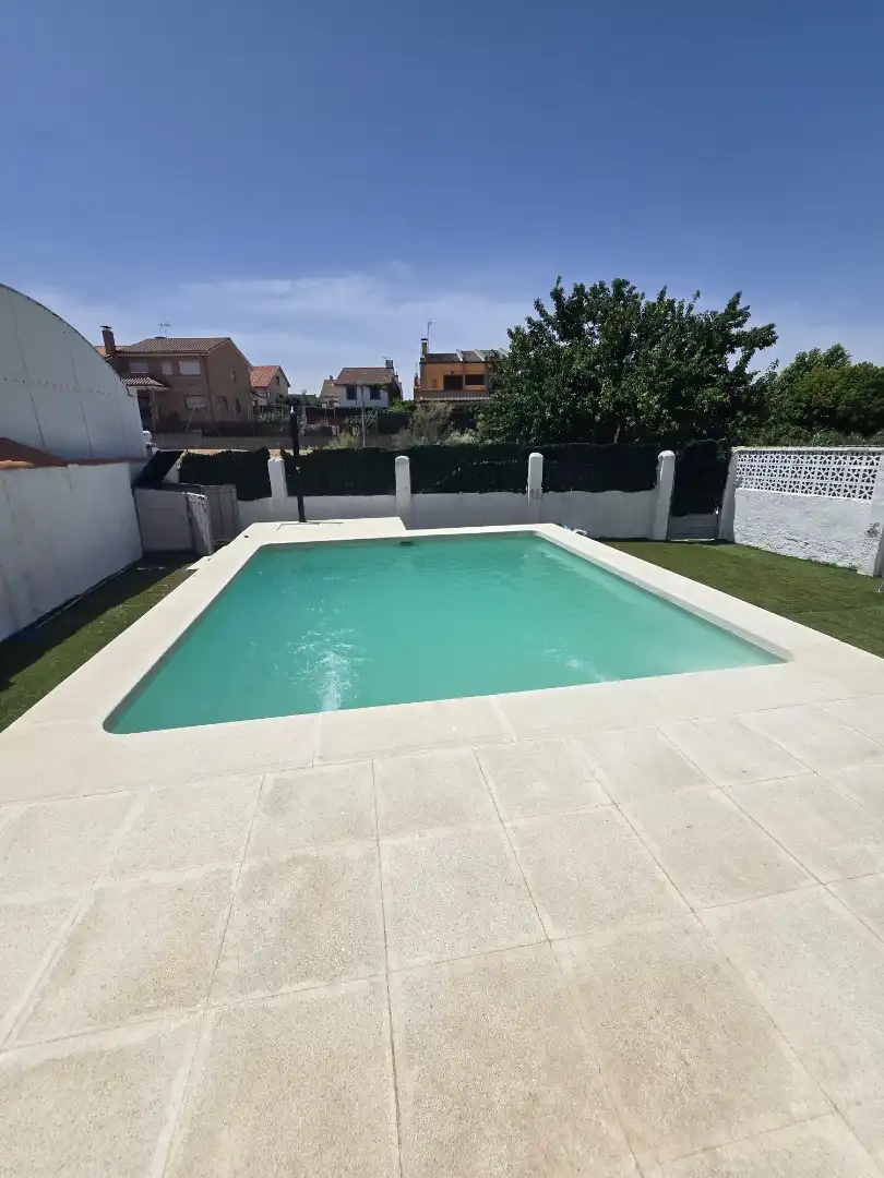 Flat for rent in Calle de la Rosa, 8, Batres