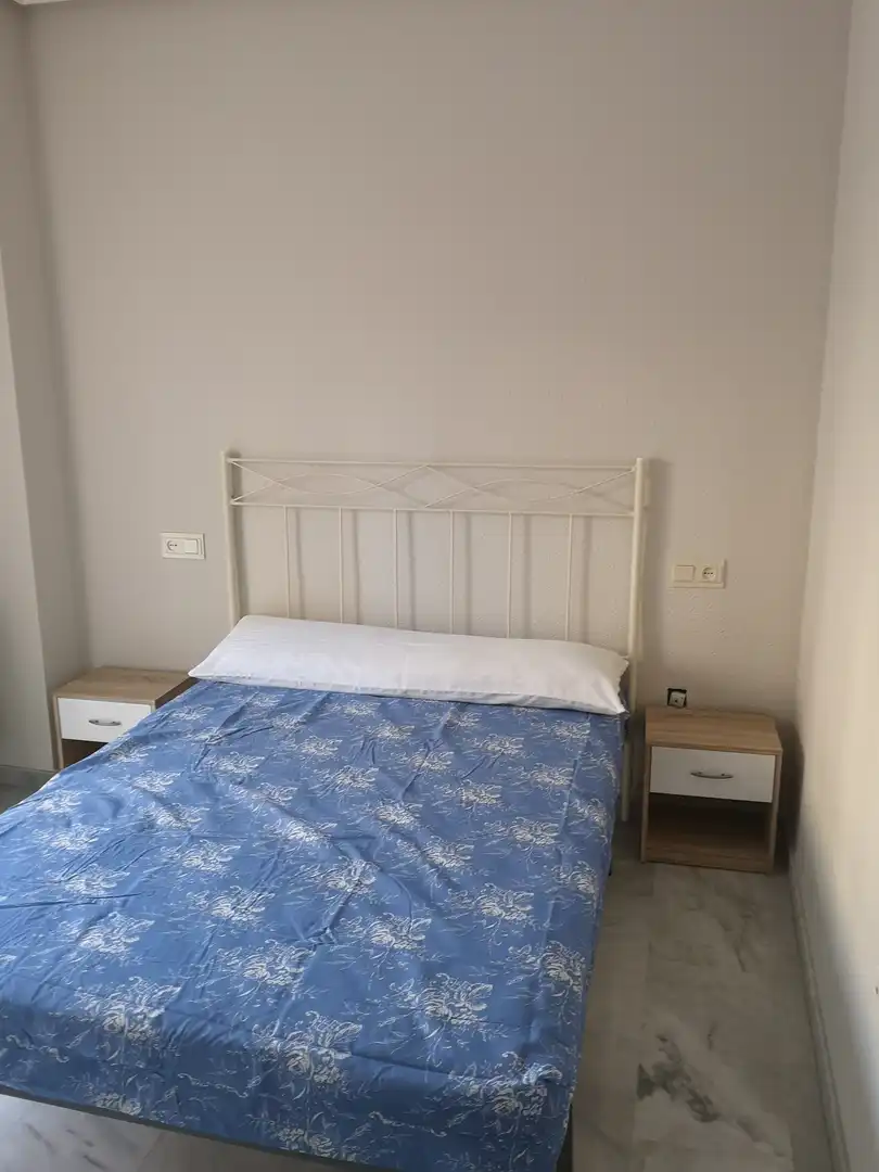 Wohnung zur Miete in Calle Doctor Eduardo García-Triviño López, 3, Renfe - Bulevar 1ª y 2ª Fase