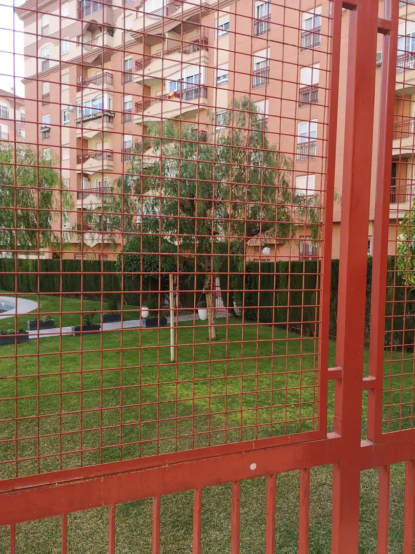 Wohnung zur Miete in Calle Doctor Eduardo García-Triviño López, 3, Renfe - Bulevar 1ª y 2ª Fase