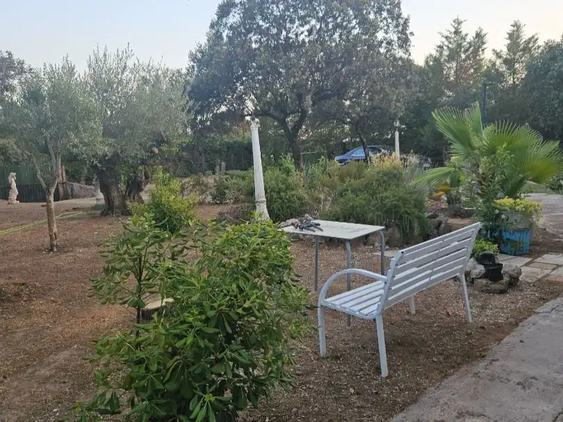 Wohnung zum Verkauf in Cuesta de las Mesas, 307, San Román de los Montes Garten von Wohnung zum Verkauf in San Román de los Montes mit Klimaanlage, Heizung und Privatgarten