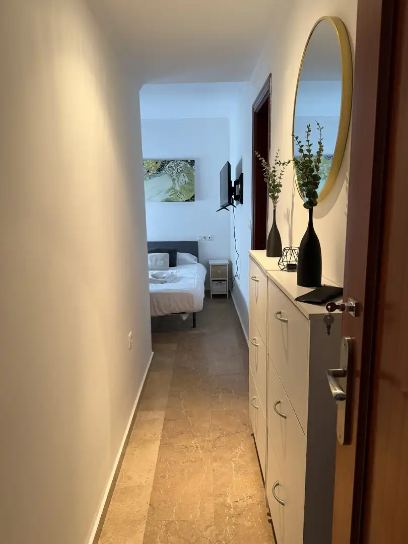 Room in Calle Virgen del Mayor Dolor, 12, Tres Ventanas Room in Calle Virgen del Mayor Dolor, 12, Tres Ventanas
