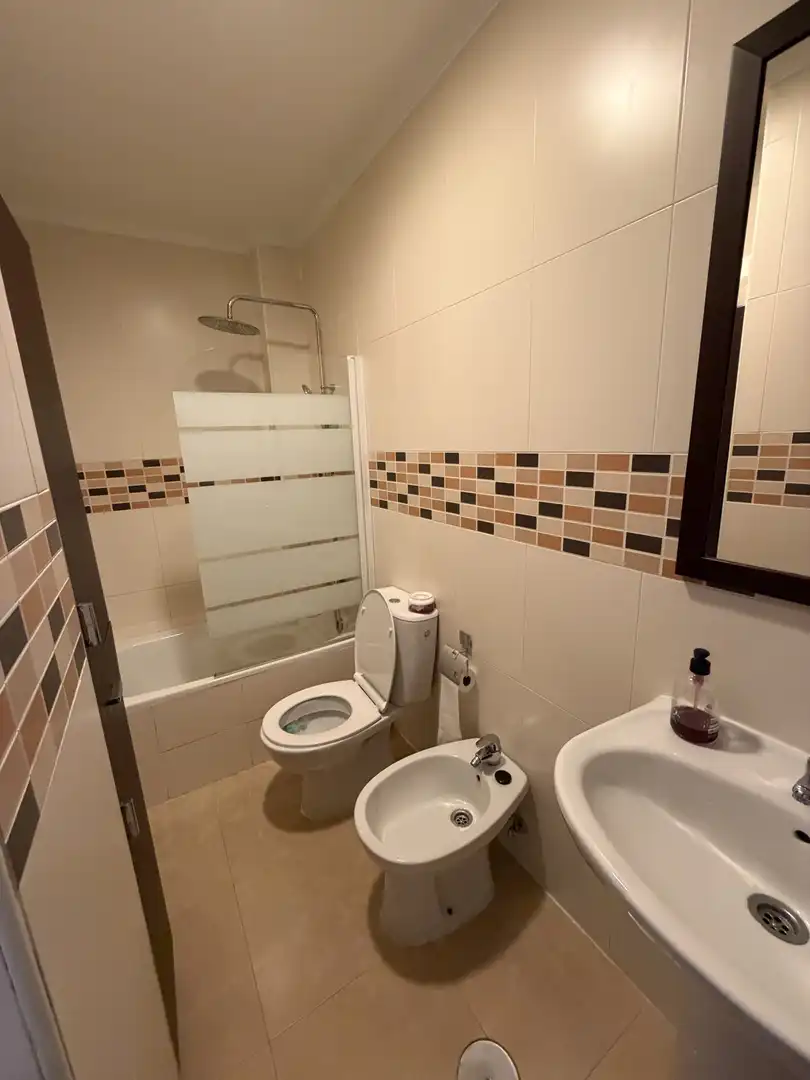 Room in Calle Virgen del Mayor Dolor, 12, Tres Ventanas Room in Calle Virgen del Mayor Dolor, 12, Tres Ventanas