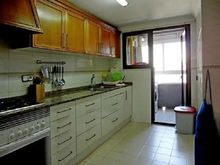 Piso de alquiler en Carrer de Bèlgica, 32, Valencia Capital Cocina de Piso de alquiler en Valencia Capital con Aire acondicionado y Terraza