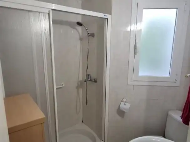 Flat for rent in Calle Maestro Priego López, 24, Ciudad Jardín - Zoco Bathroom of Flat for rent in Córdoba with Furnished