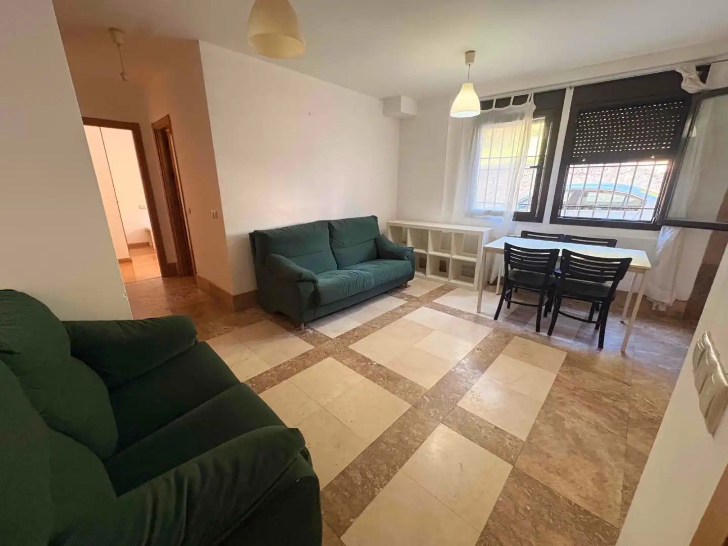 Apartament de lloguer a Calle de las Eras, 28, Villar de Olalla Sala d'estar de Apartament de lloguer en Villar de Olalla amb Calefacció, Traster i Moblat