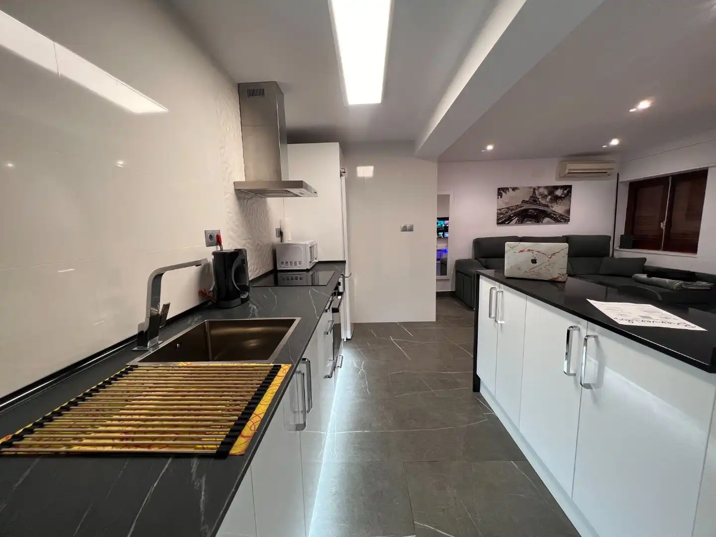 Flat for rent in Escriba Lubna, 11, Ciudad Jardín - Zoco Flat for rent in Escriba Lubna, 11, Ciudad Jardín - Zoco