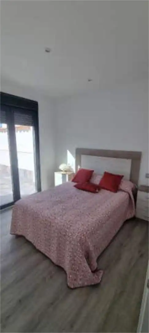 Apartamento de alquiler en Mota del Cuervo Habitación de Apartamento de alquiler en Mota del Cuervo con Calefacción, Terraza y Amueblado