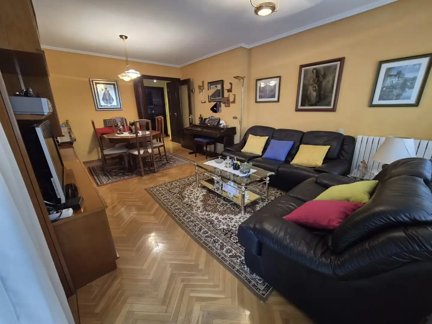 Living room of Flat for sale in Oviedo   with Terrace
