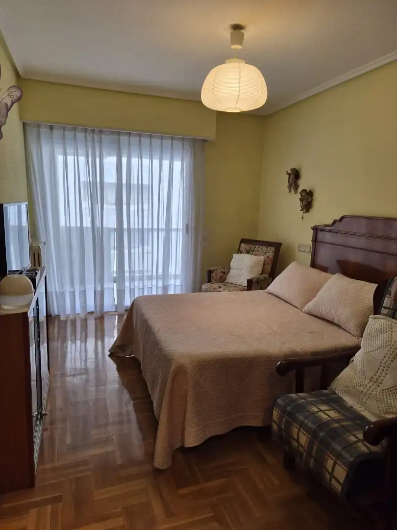 Bedroom of Flat for sale in Oviedo   with Terrace
